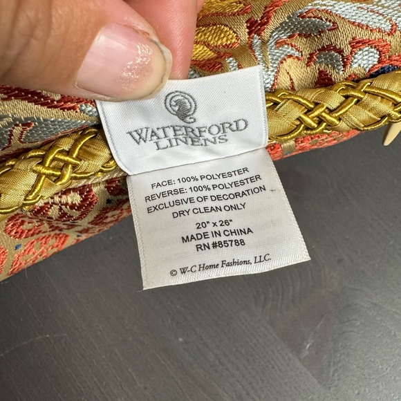 Waterford Linens‎ Floral Pillow - Picture 6 of 6